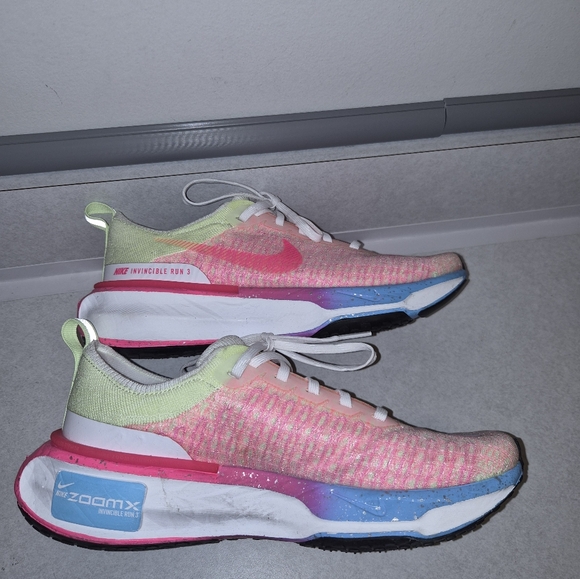Nike ZoomX Invincible Run 3Barley Volt Pink Foam - Picture 6 of 12